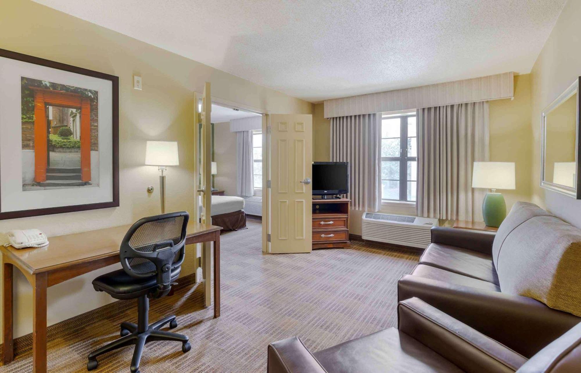 Extended Stay America Suites - Fayetteville - Fort Bragg Экстерьер фото