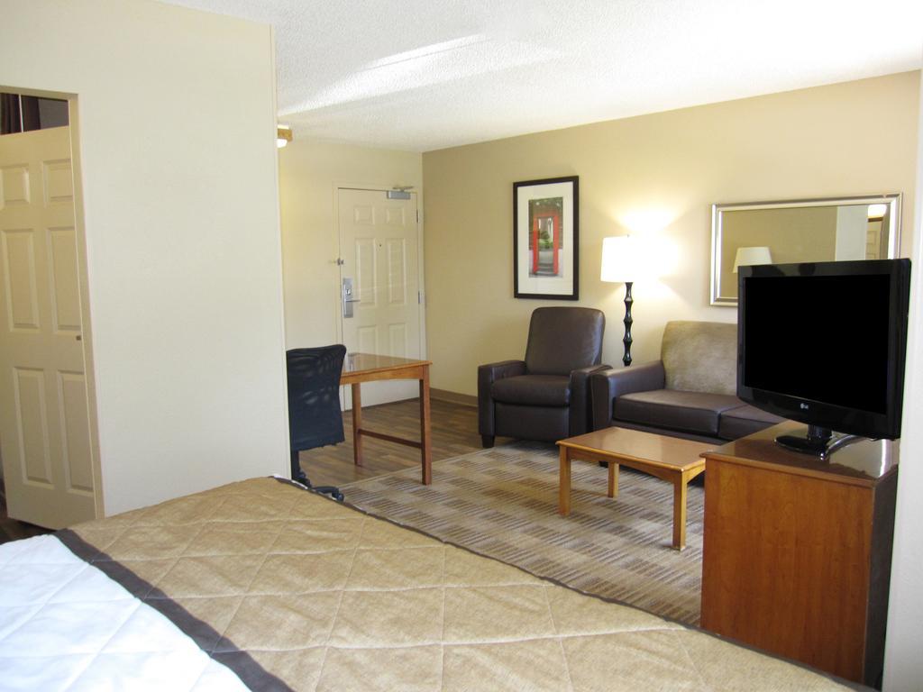 Extended Stay America Suites - Fayetteville - Fort Bragg Экстерьер фото